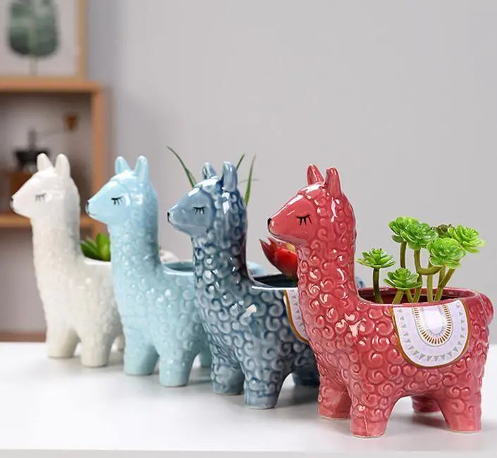 Alpaca Ceramic Succulent Planter - Stem & Sill