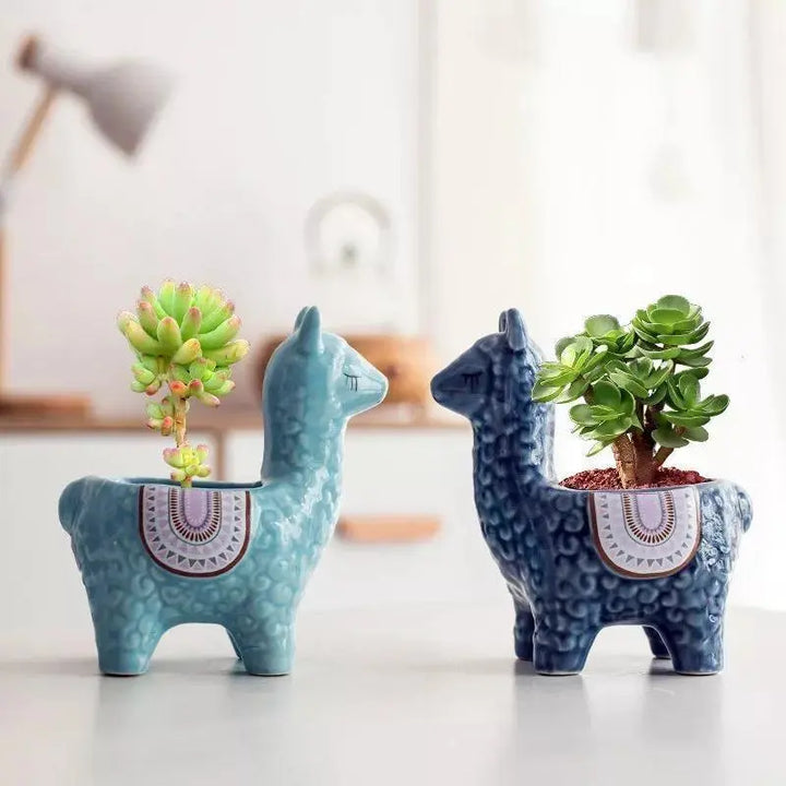 Alpaca Ceramic Succulent Planter - Stem & Sill