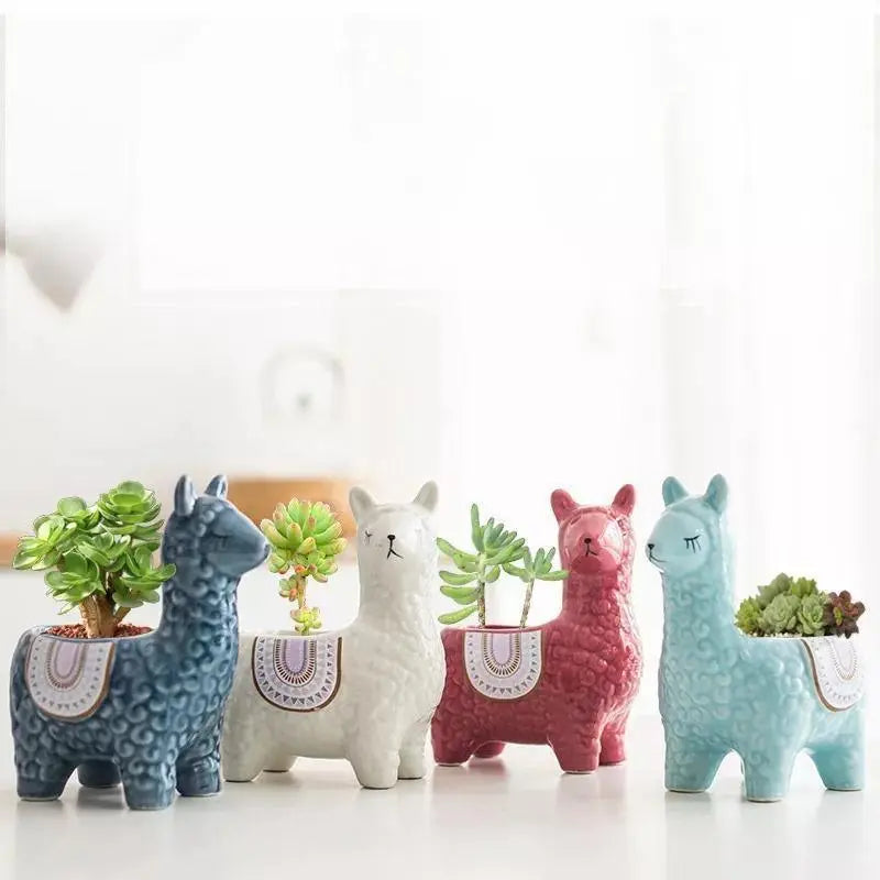 Alpaca Ceramic Succulent Planter - Stem & Sill