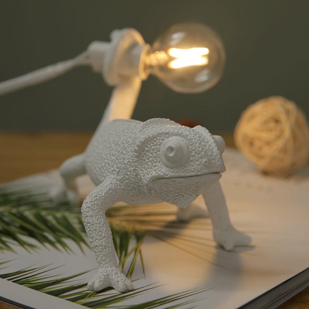 Chameleon Table Lamp - Stem & Sill