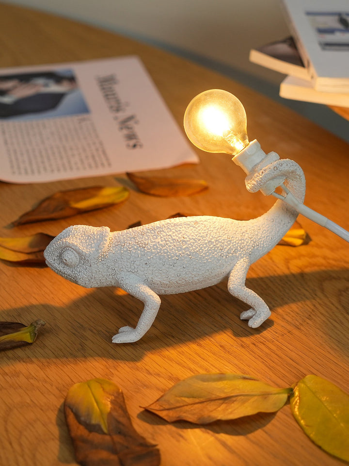 Chameleon Table Lamp - Stem & Sill