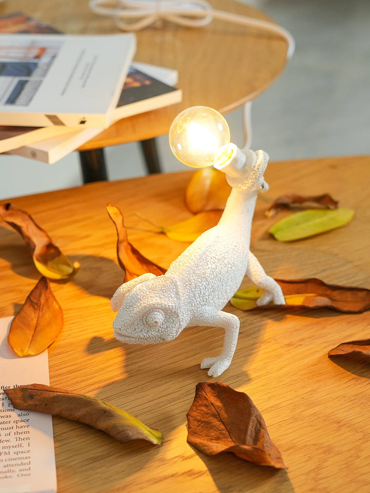 Chameleon Table Lamp - Stem & Sill