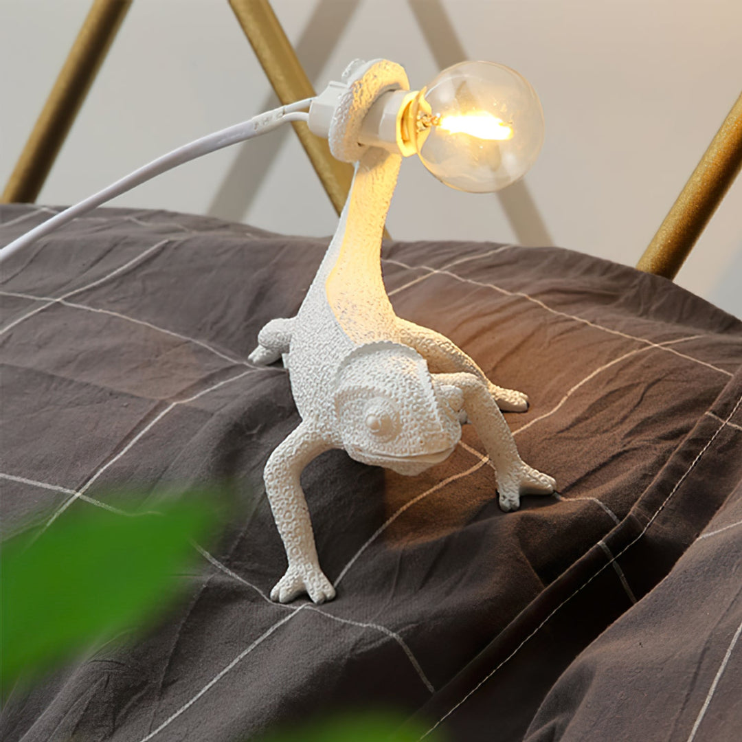 Chameleon Table Lamp - Stem & Sill