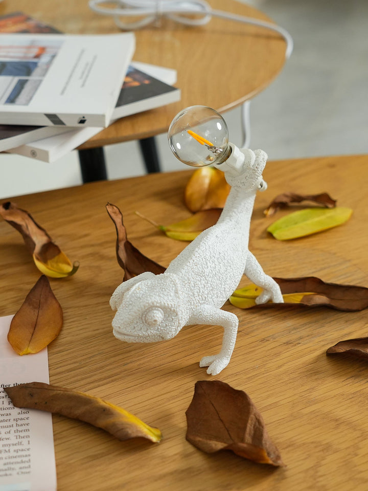 Chameleon Table Lamp - Stem & Sill