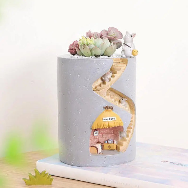 Hidden Home Animal Planter Pot - Stem & Sill