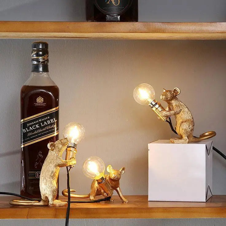 The Mouse Lamp - Stem & Sill